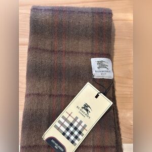 Burberry Brit Brown Plaid Scarf – Read Description
